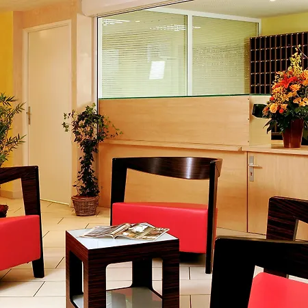 Adagio Access Sous Poissy Appart hôtel