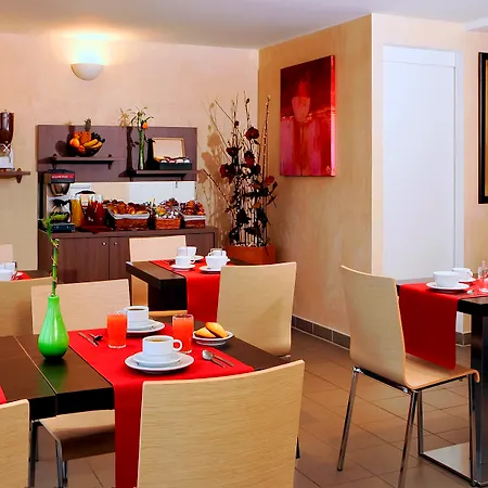 Adagio Access Sous Poissy Apart Otel Carrières-sous-Poissy