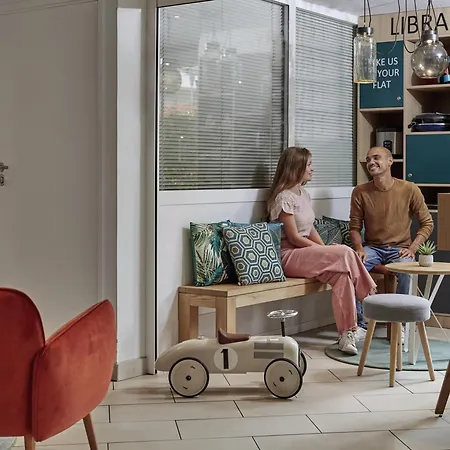 Adagio Access Sous Poissy 2*