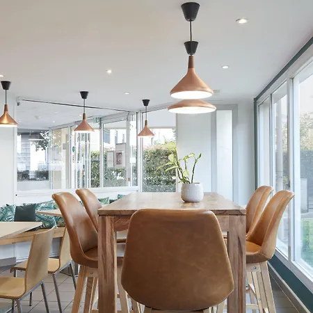 Adagio Access Sous Poissy Appart hôtel