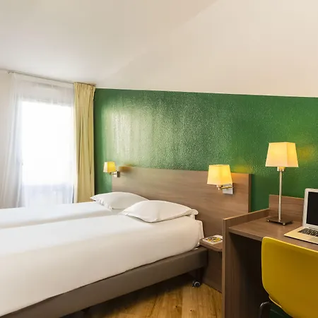 Apart Otel Adagio Access Sous Poissy